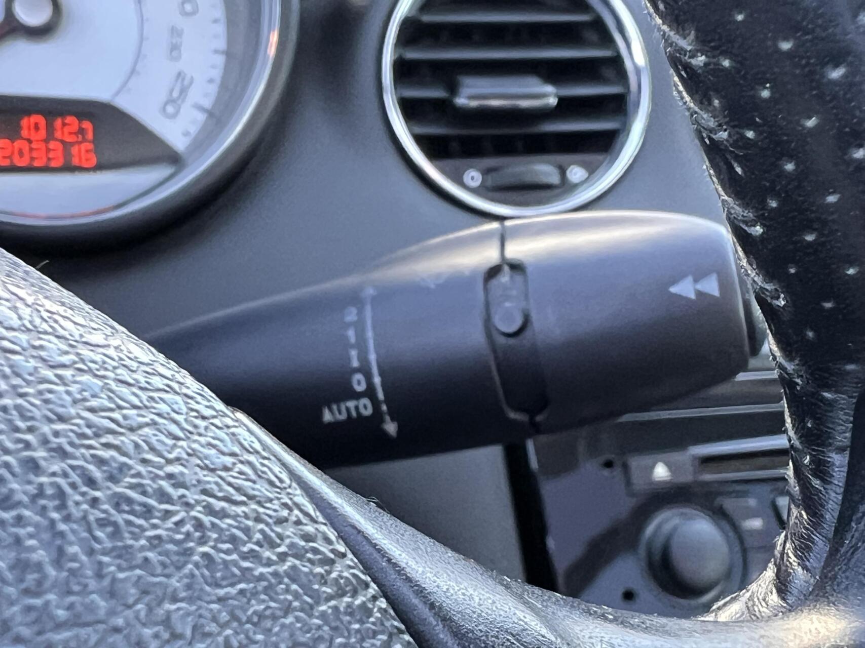 Foto van Peugeot 308 CC