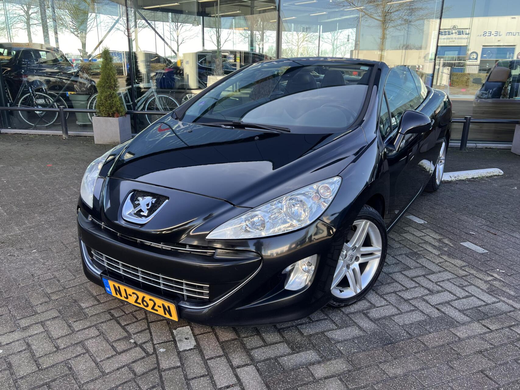 Foto van Peugeot 308 CC