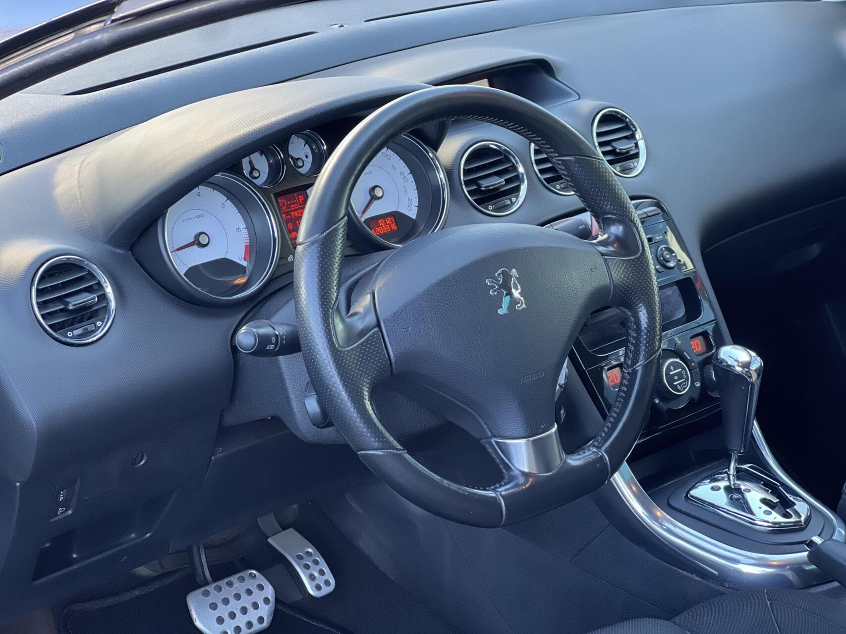 Foto van Peugeot 308 CC