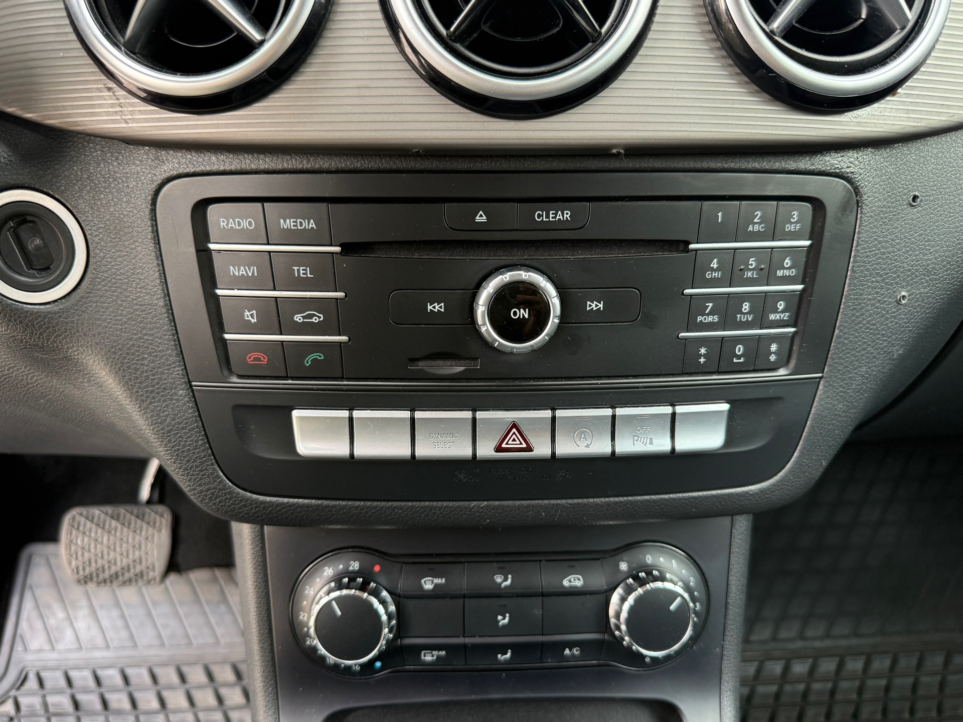 Foto van Mercedes-Benz B 220 D
