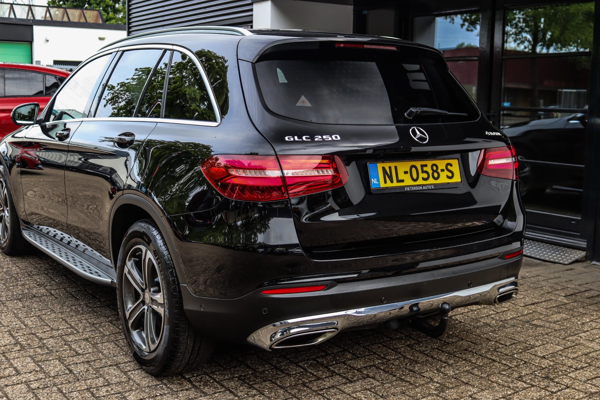 Foto van Mercedes-Benz GLC 250 4Matic