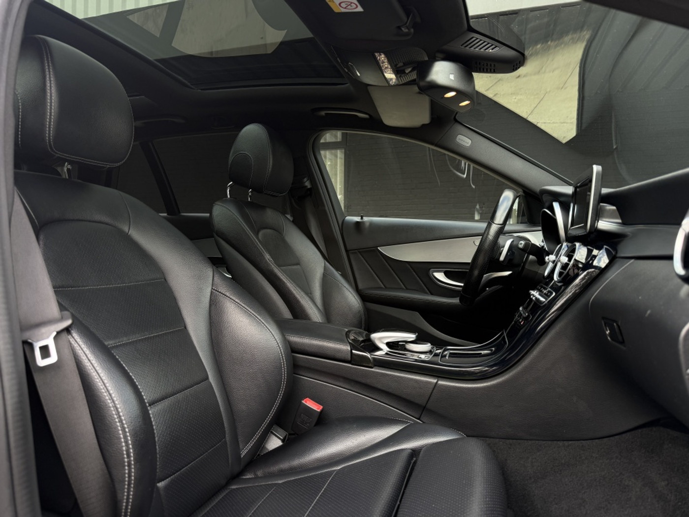 Foto van Mercedes-Benz C 200