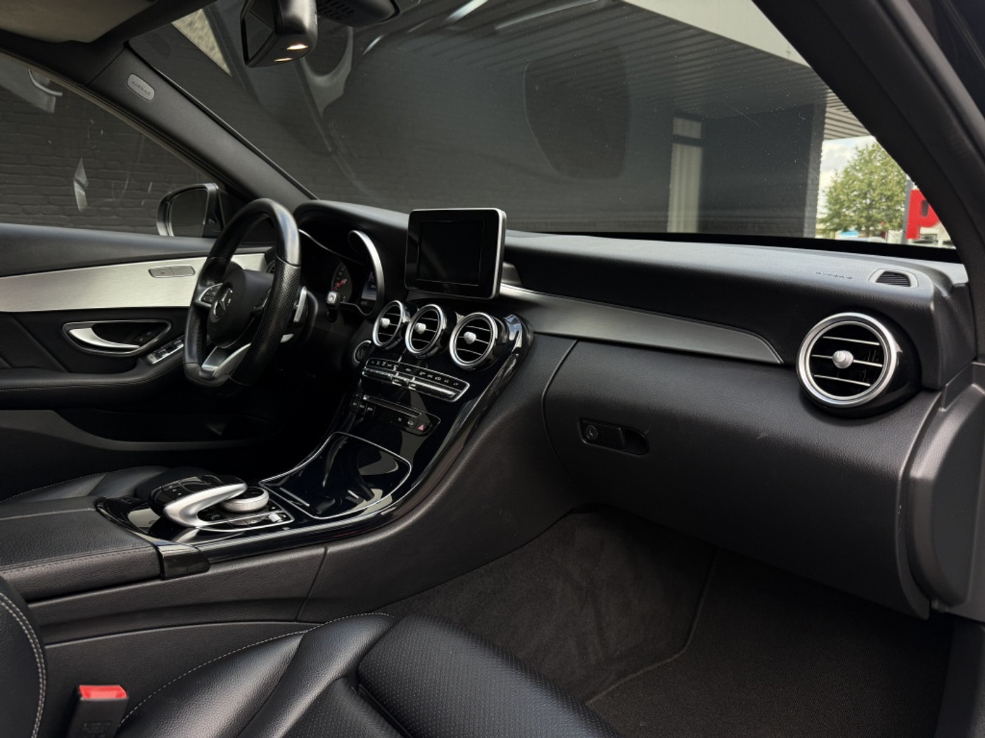 Foto van Mercedes-Benz C 200