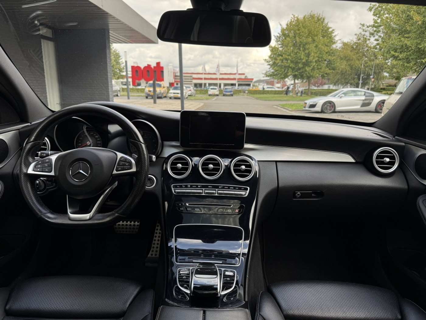 Foto van Mercedes-Benz C 200