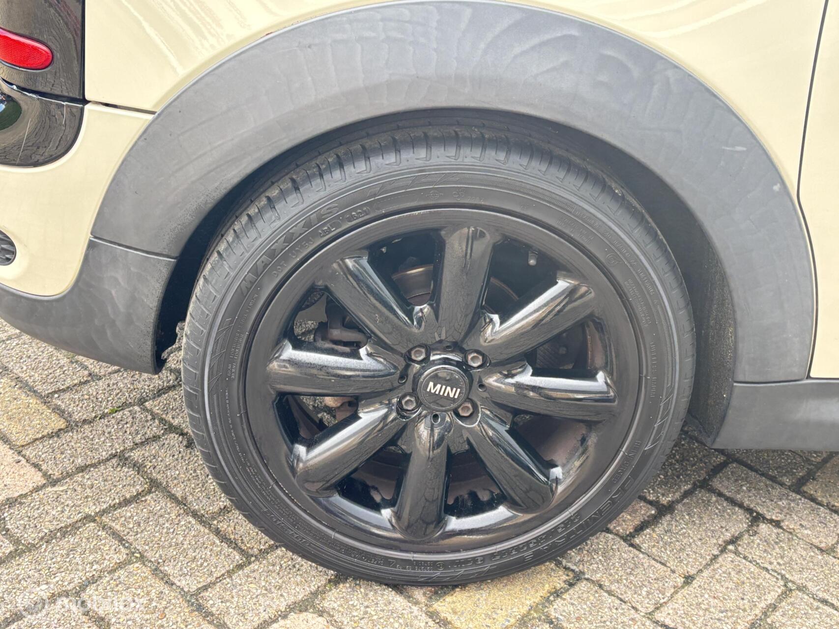 Foto van Mini Cooper S Clubman