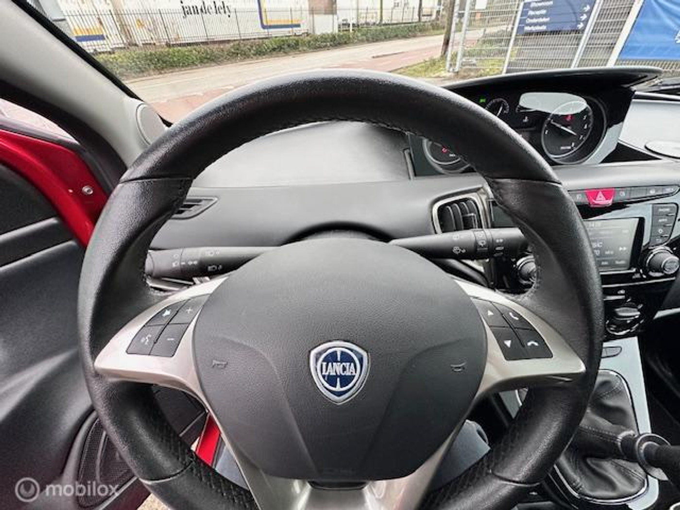 Foto van Lancia Ypsilon