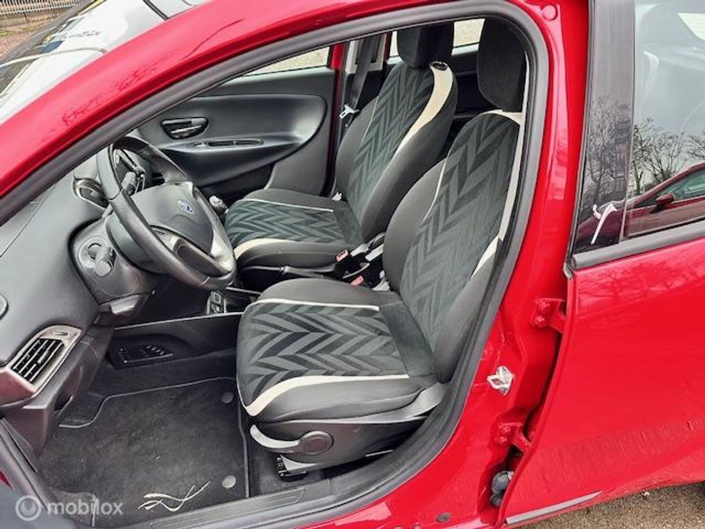 Foto van Lancia Ypsilon