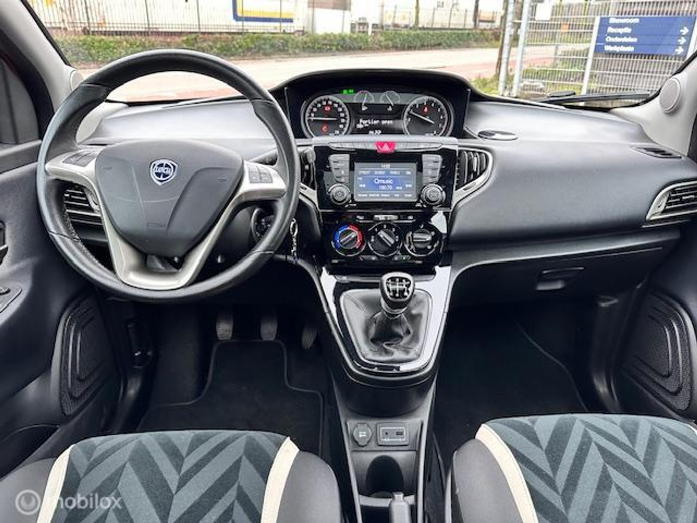 Foto van Lancia Ypsilon