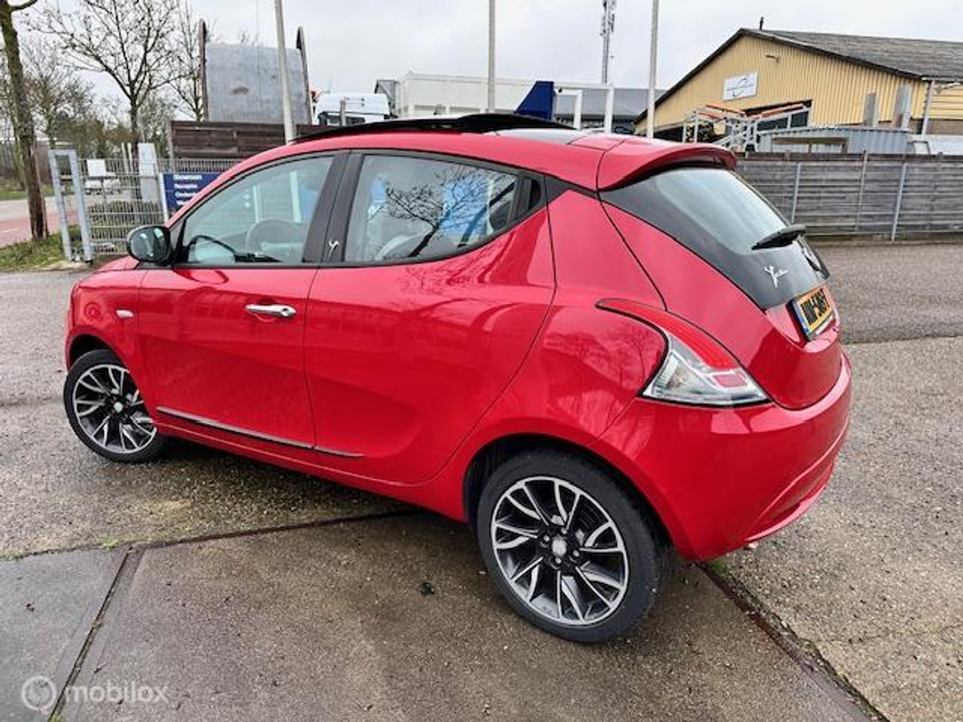 Foto van Lancia Ypsilon