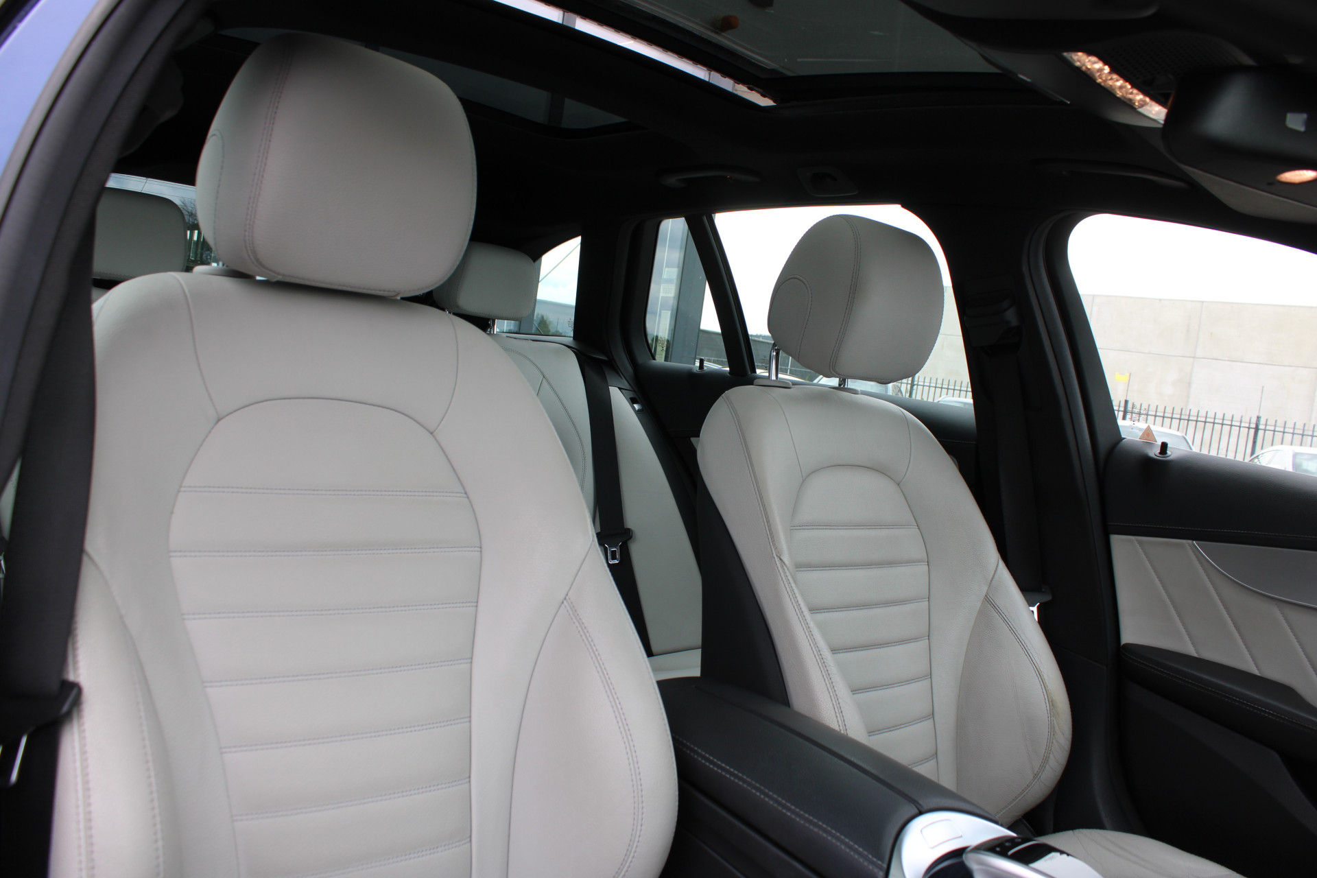 Foto van Mercedes-Benz C 400 4Matic