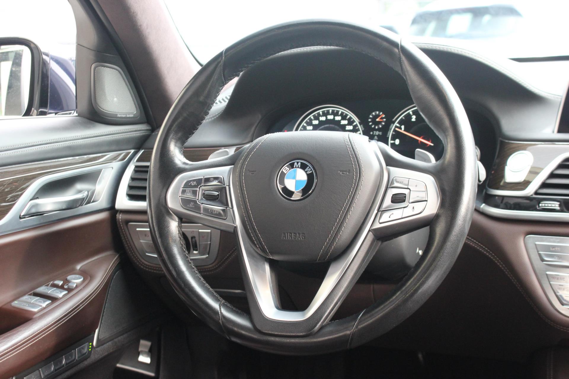 Foto van BMW 740i