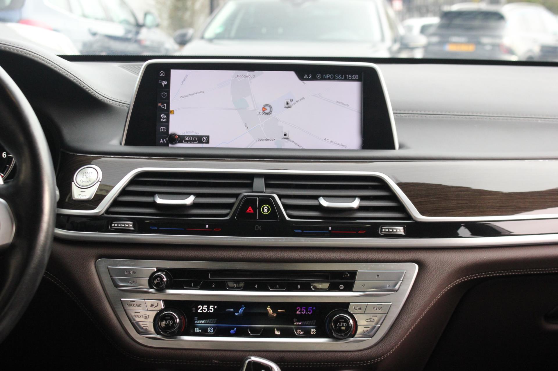 Foto van BMW 740i