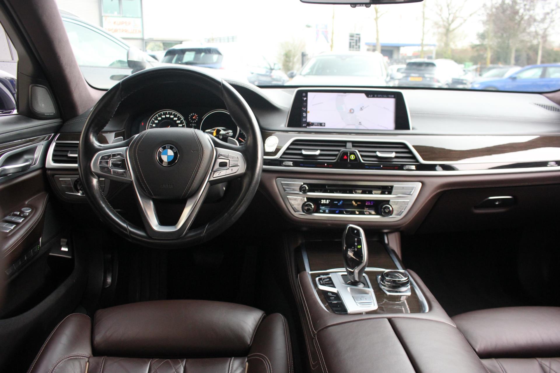 Foto van BMW 740i