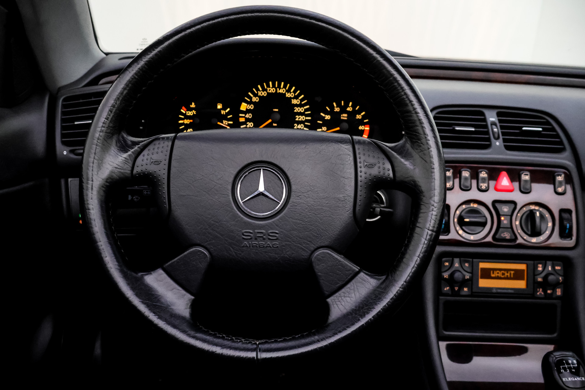 Foto van Mercedes-Benz CLK 230 Kompressor
