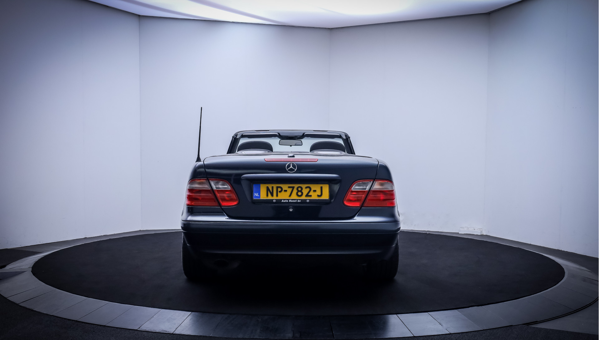 Foto van Mercedes-Benz CLK 230 Kompressor