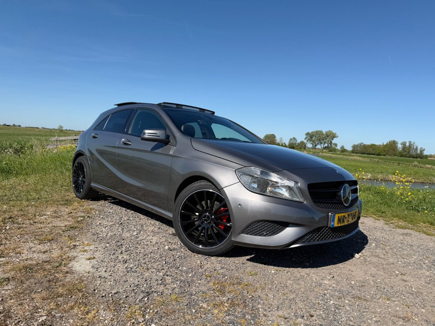 Foto van Mercedes-Benz A 200