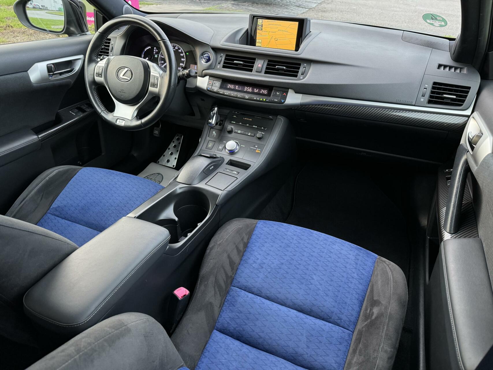 Foto van Lexus CT