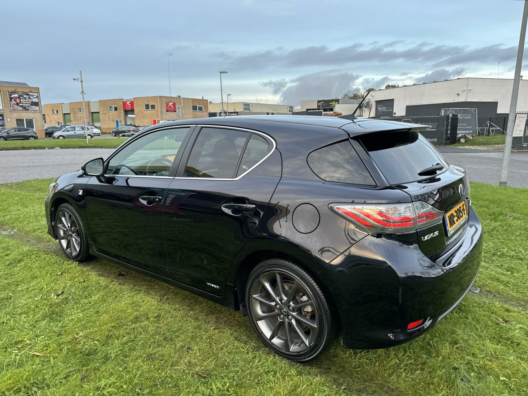 Foto van Lexus CT