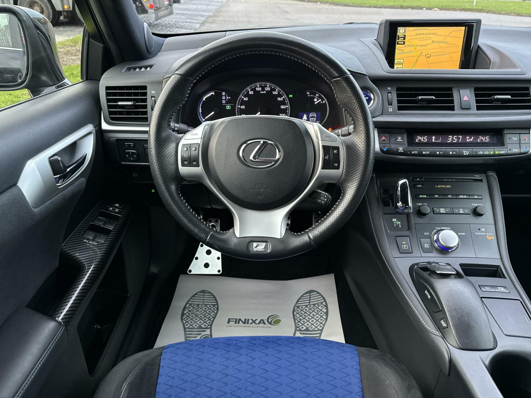 Foto van Lexus CT