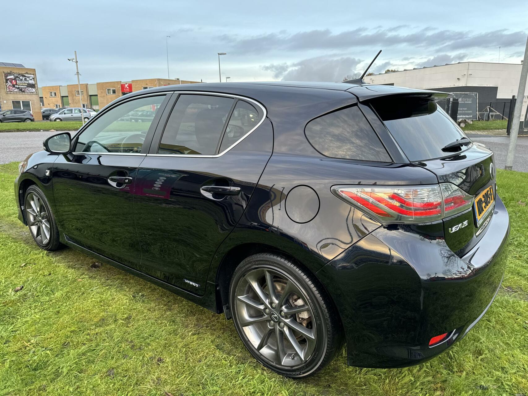 Foto van Lexus CT