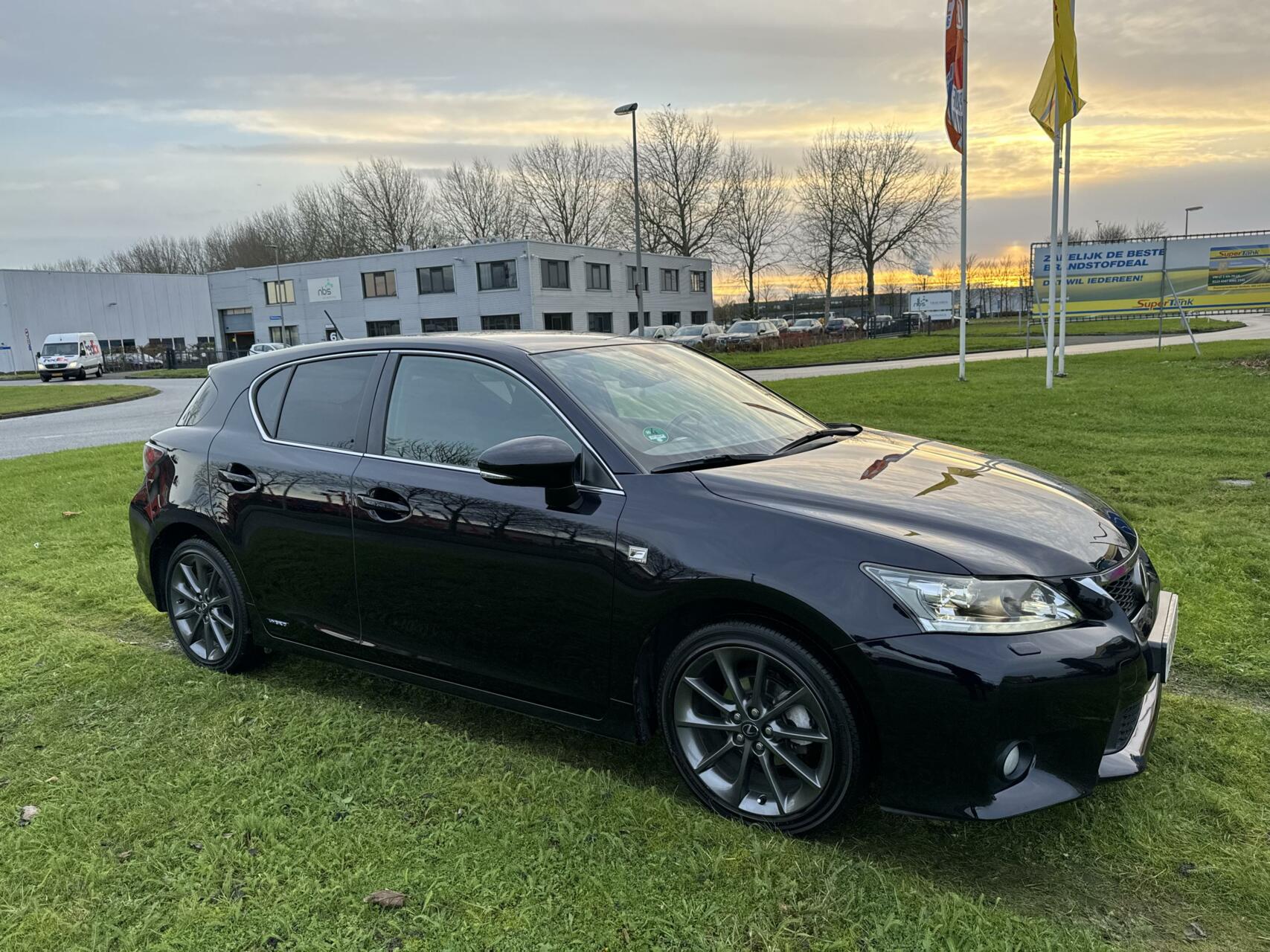 Foto van Lexus CT