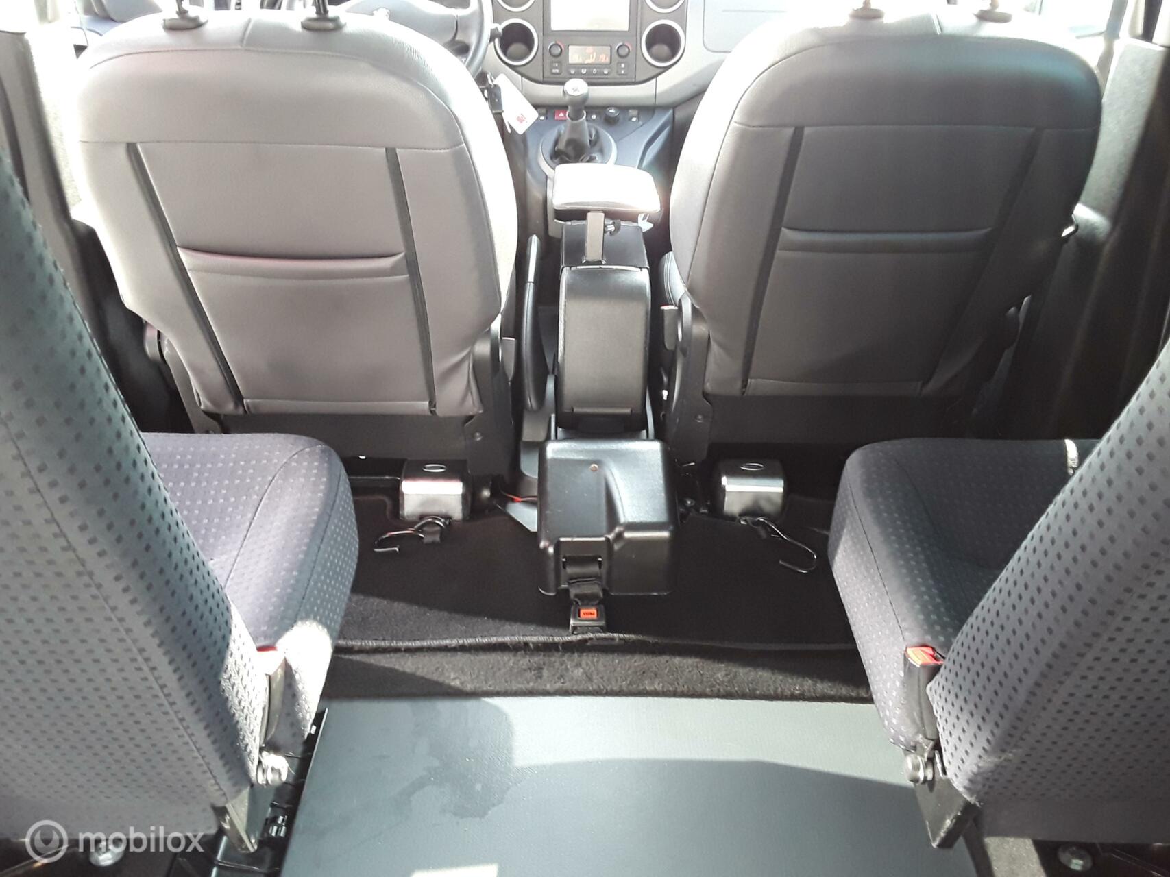 Foto van Peugeot Partner Tepee
