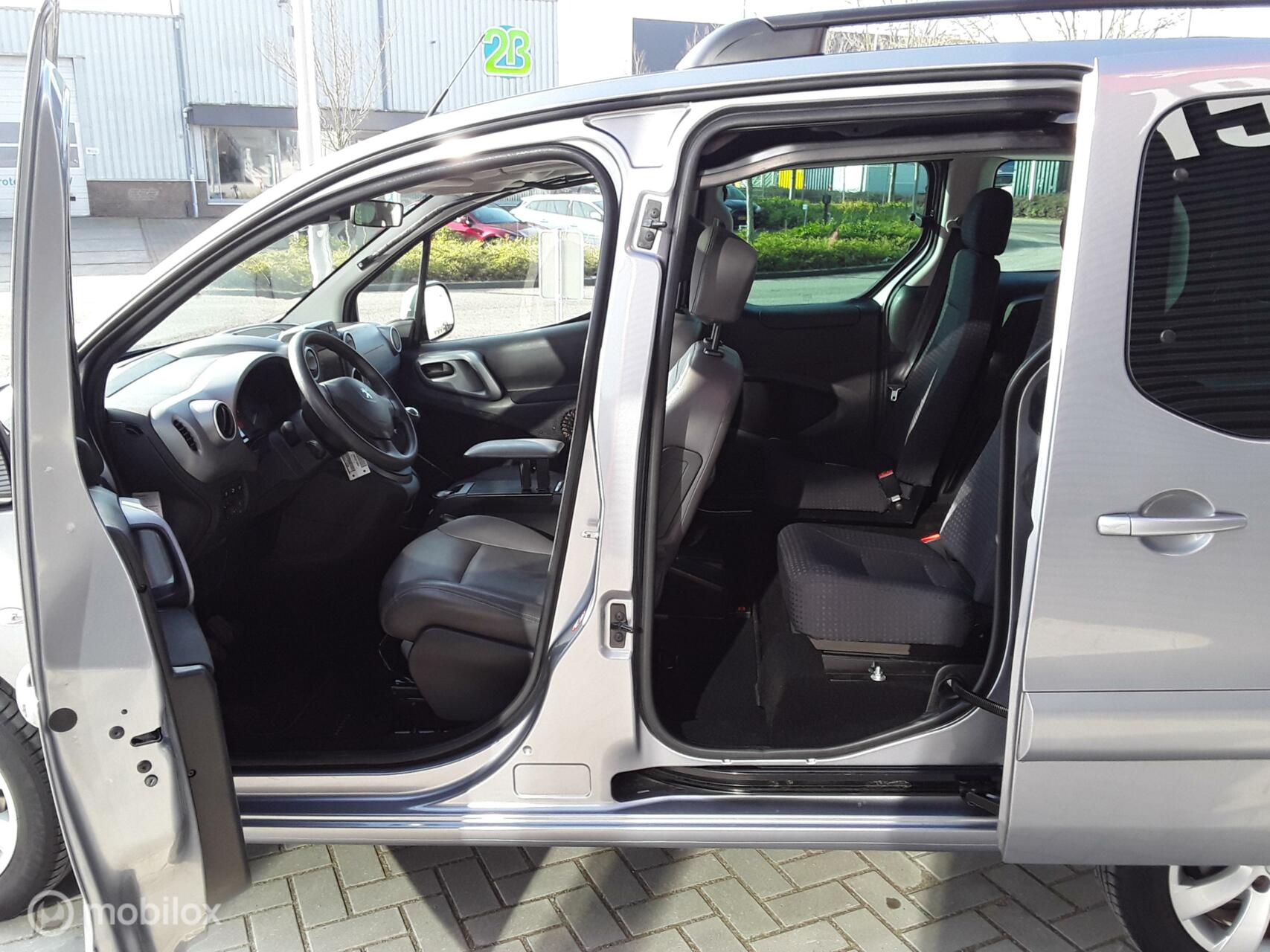 Foto van Peugeot Partner Tepee