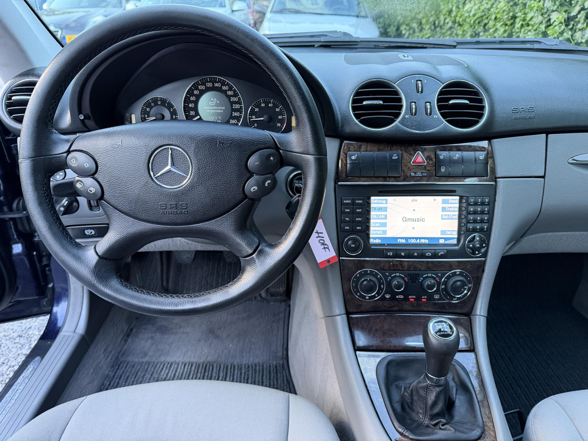 Foto van Mercedes-Benz CLK 280