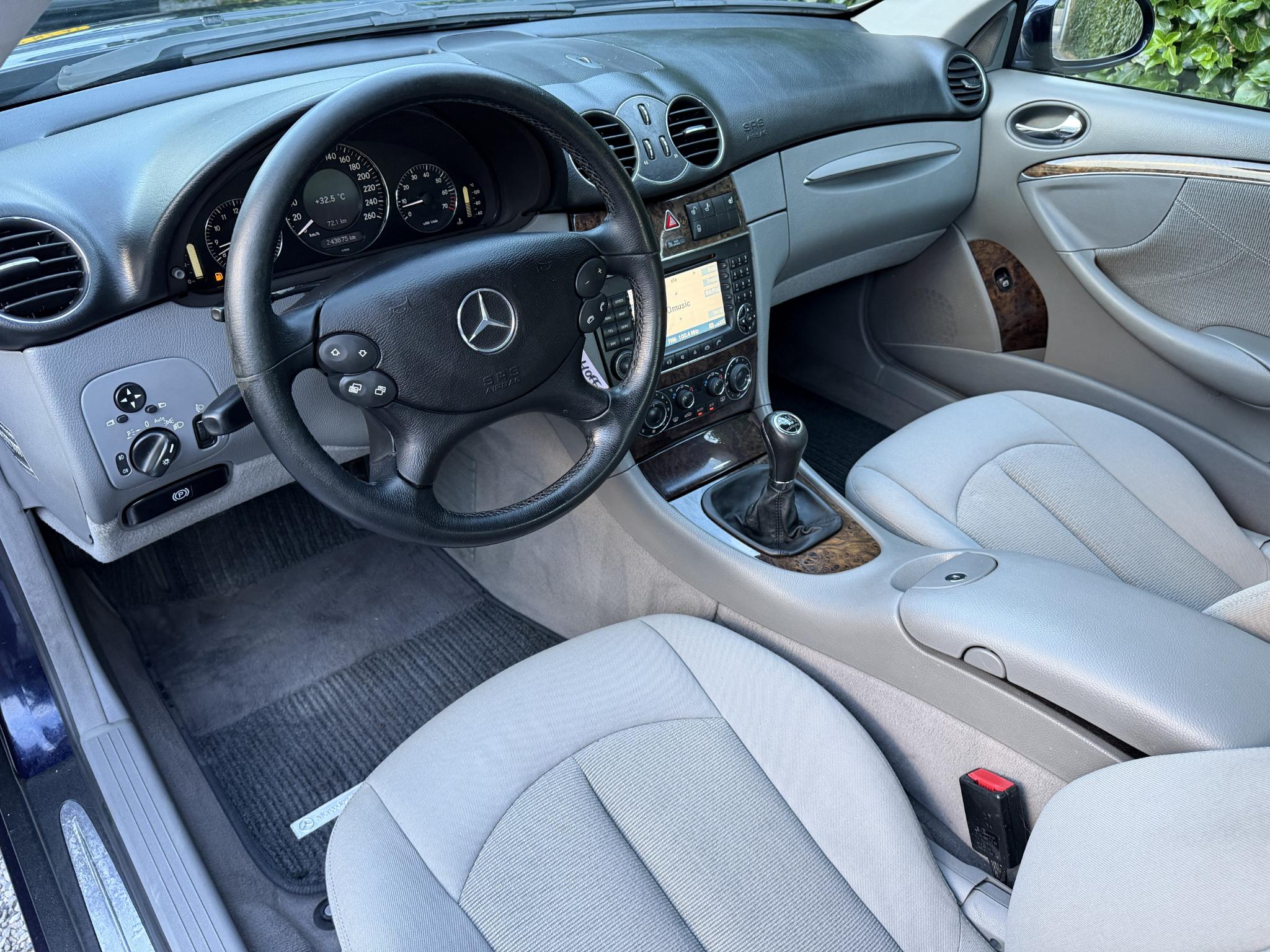 Foto van Mercedes-Benz CLK 280