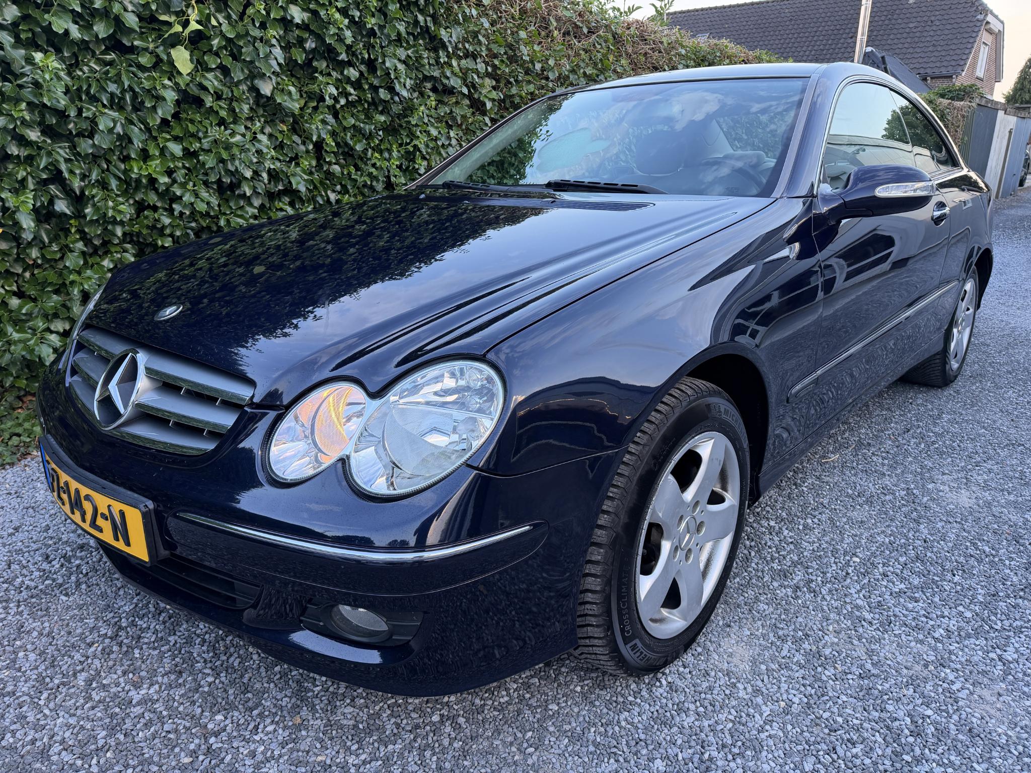 Foto van Mercedes-Benz CLK 280