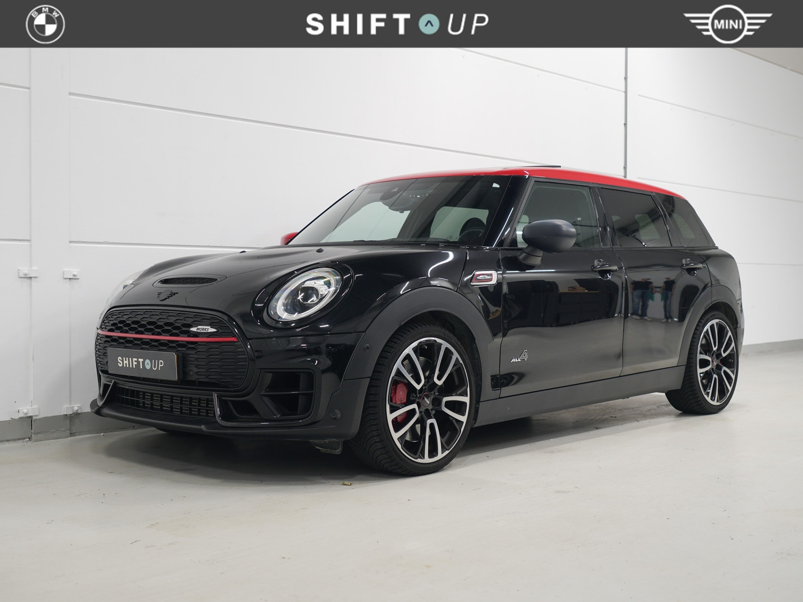 Mini Clubman John Cooper Works All4 2.0 JCW ALL4 Panoramadak | Harman Kardon | ACC | Head Up 2020 - voorkant