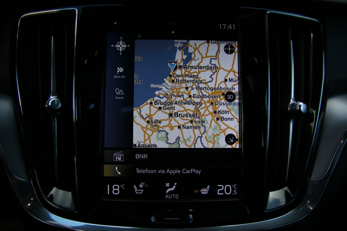 Foto van Volvo V60 T6 Twin Engine