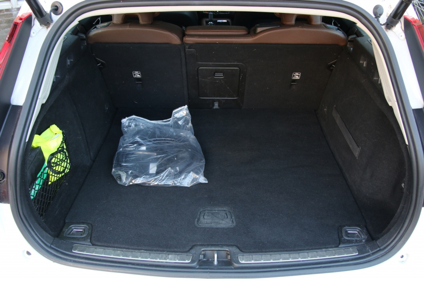 Foto van Volvo V60 T6 Twin Engine