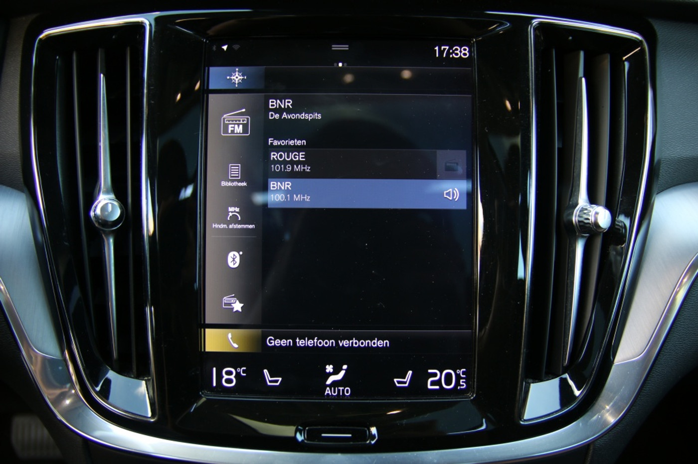 Foto van Volvo V60 T6 Twin Engine