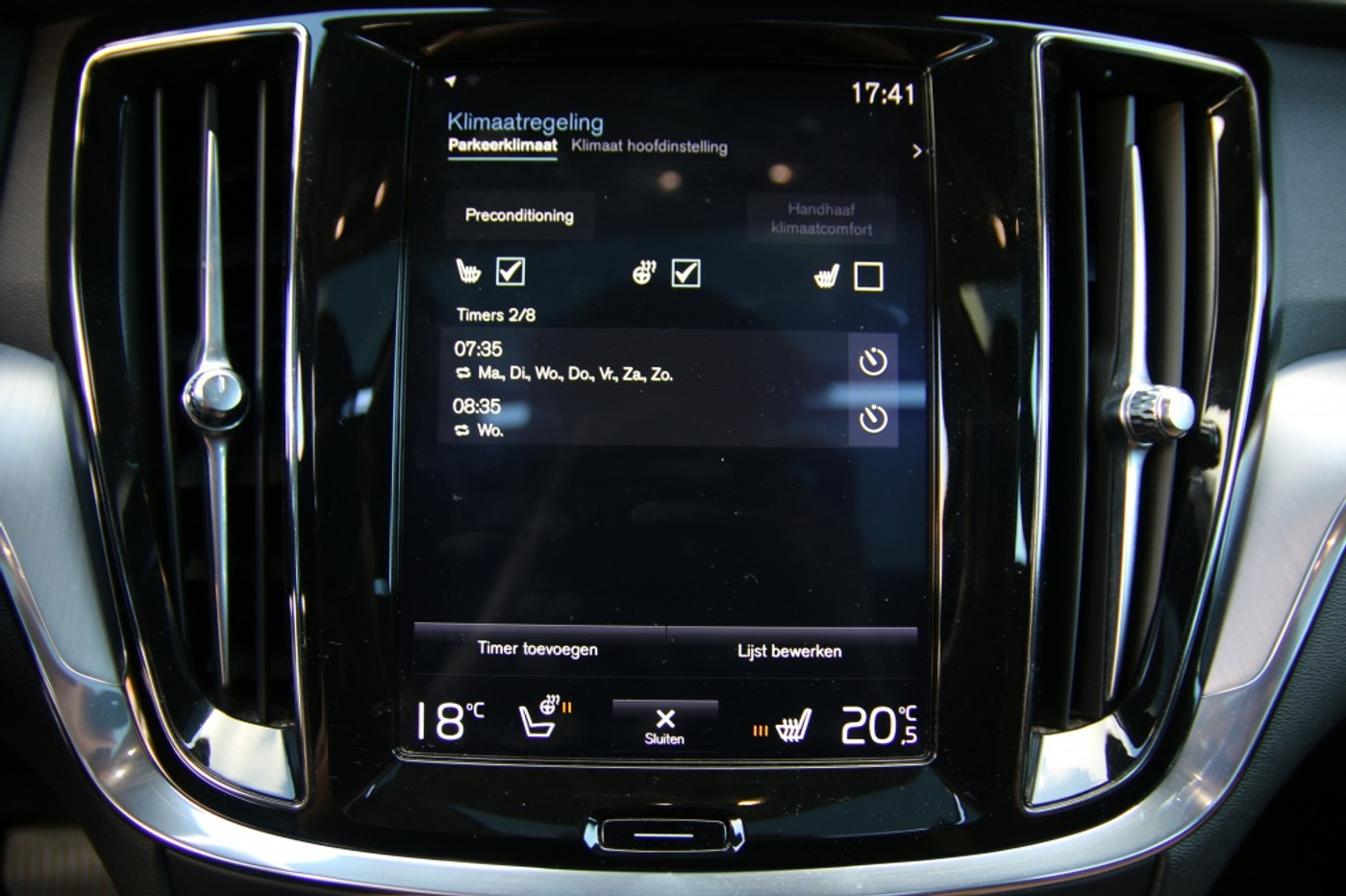 Foto van Volvo V60 T6 Twin Engine