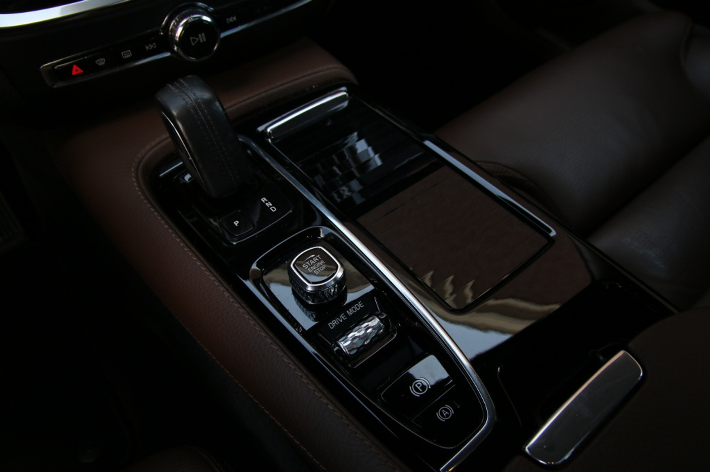 Foto van Volvo V60 T6 Twin Engine
