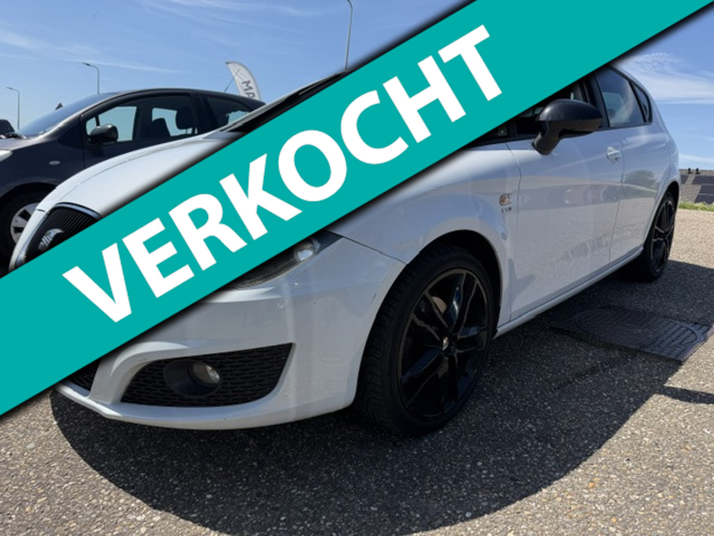 Seat Leon 1.2 TSI Ecomotive Businessline COPA Navi Airco Cruise APK 2011 - voorkant