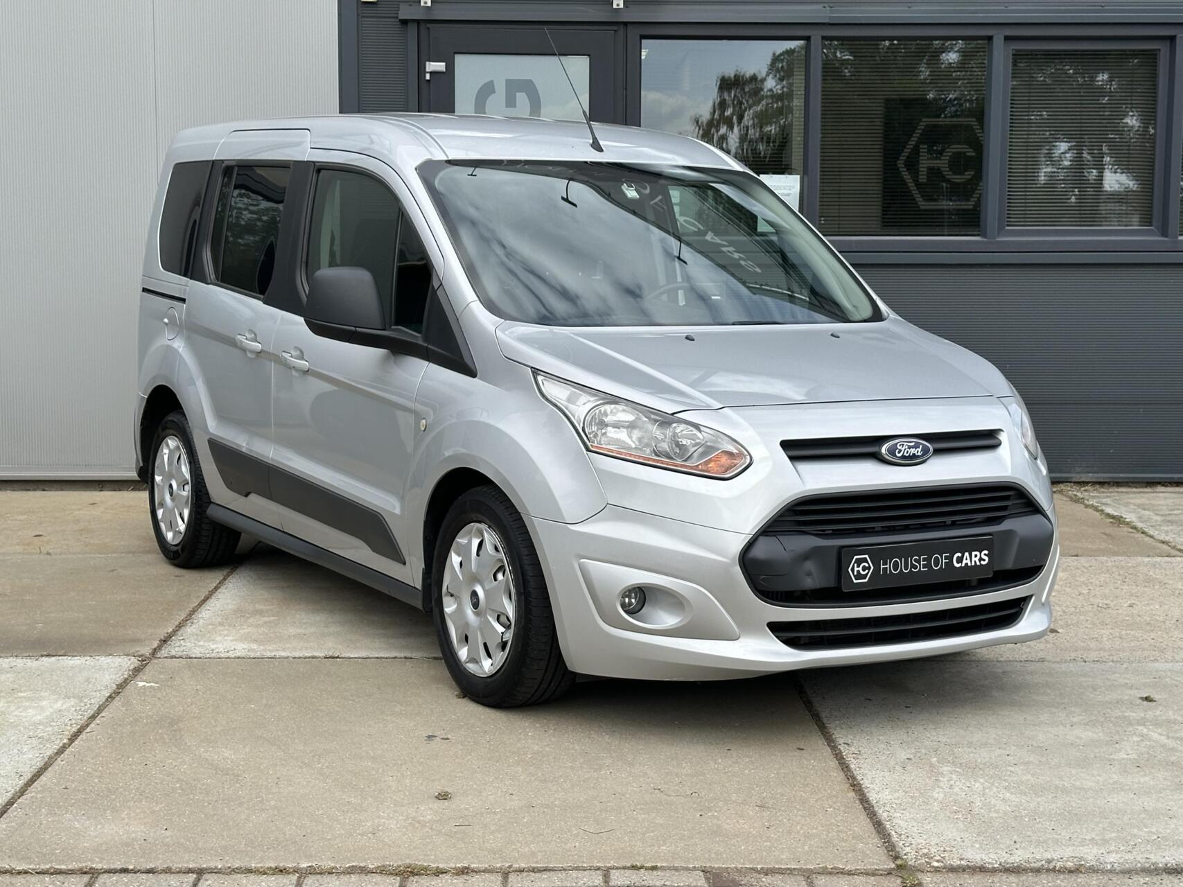 Ford Tourneo Connect 1.6 TDCi Trend 2015 - voorkant