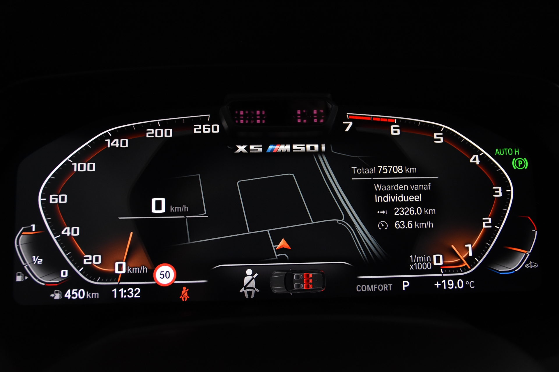 Foto van BMW X5 M50i