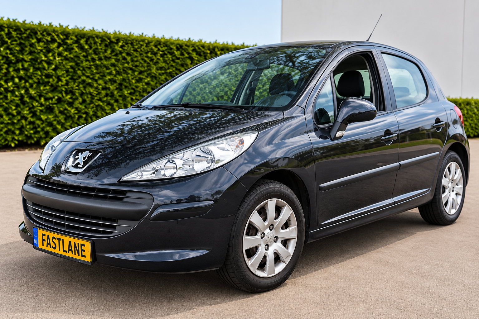 Peugeot 207 1.4 XR 2006 - voorkant