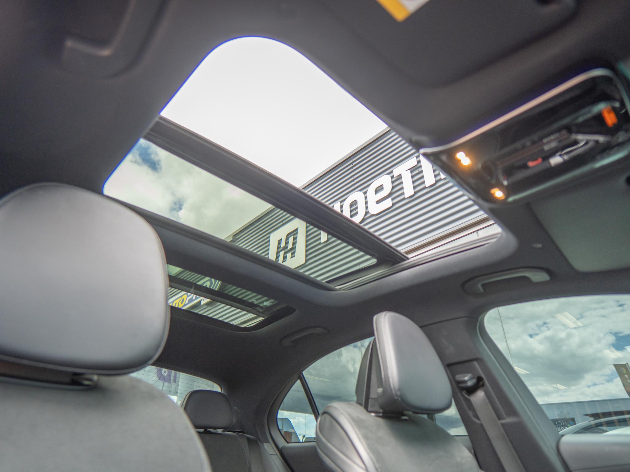 Foto van Mercedes-Benz C 300