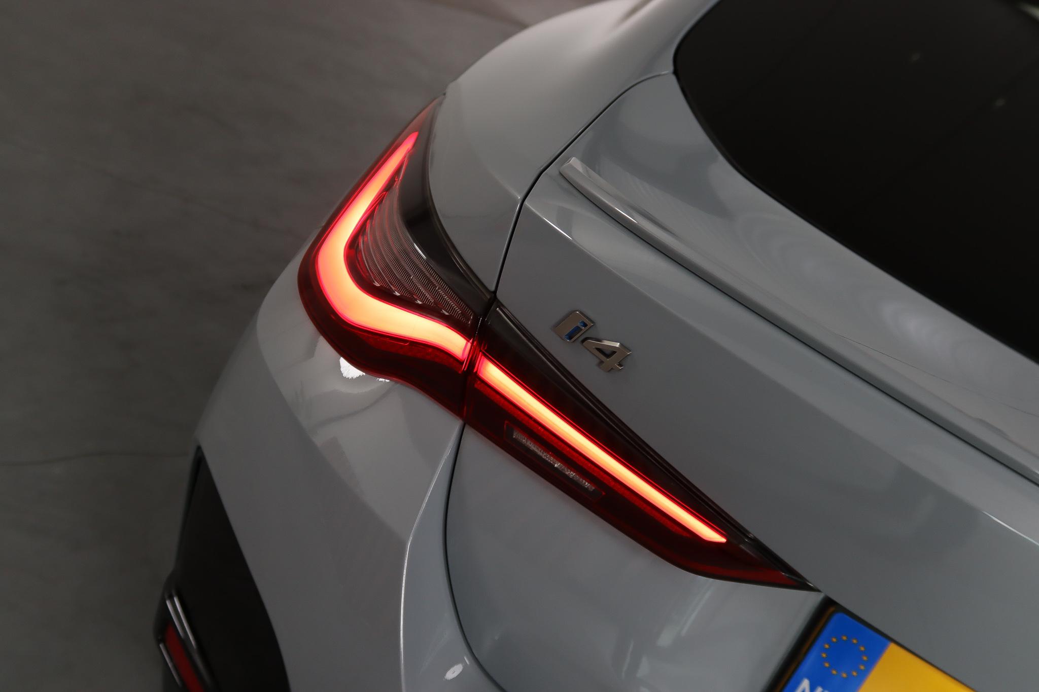 Foto van BMW I4 M50