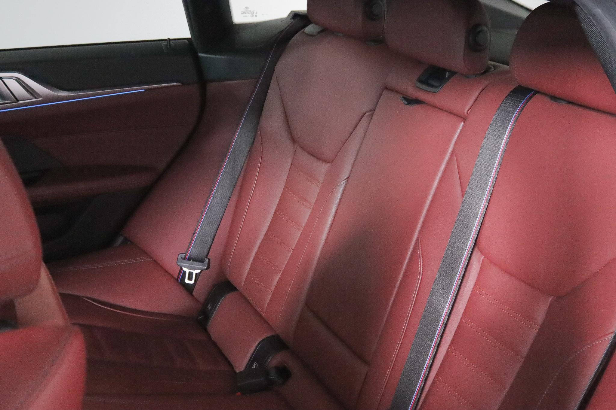Foto van BMW I4 M50