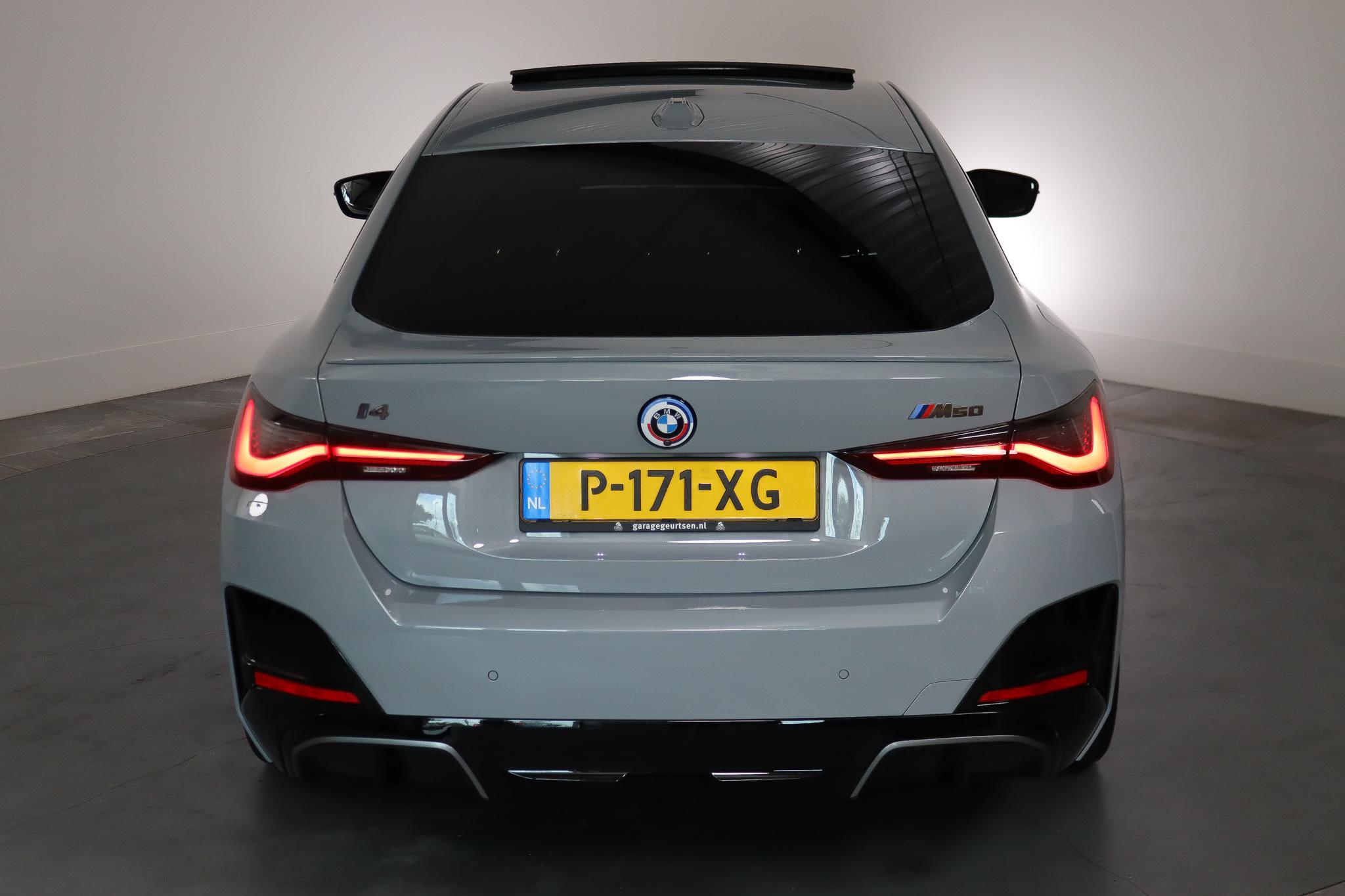 Foto van BMW I4 M50
