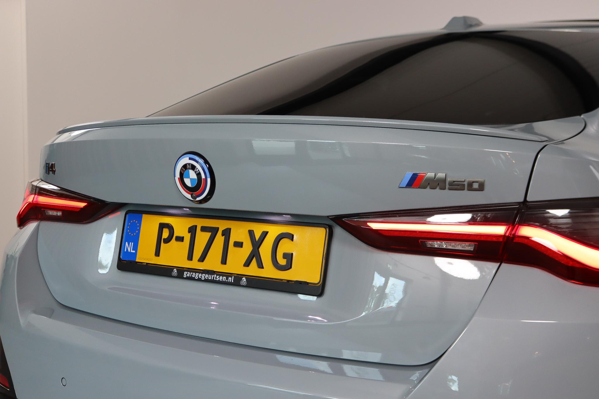 Foto van BMW I4 M50