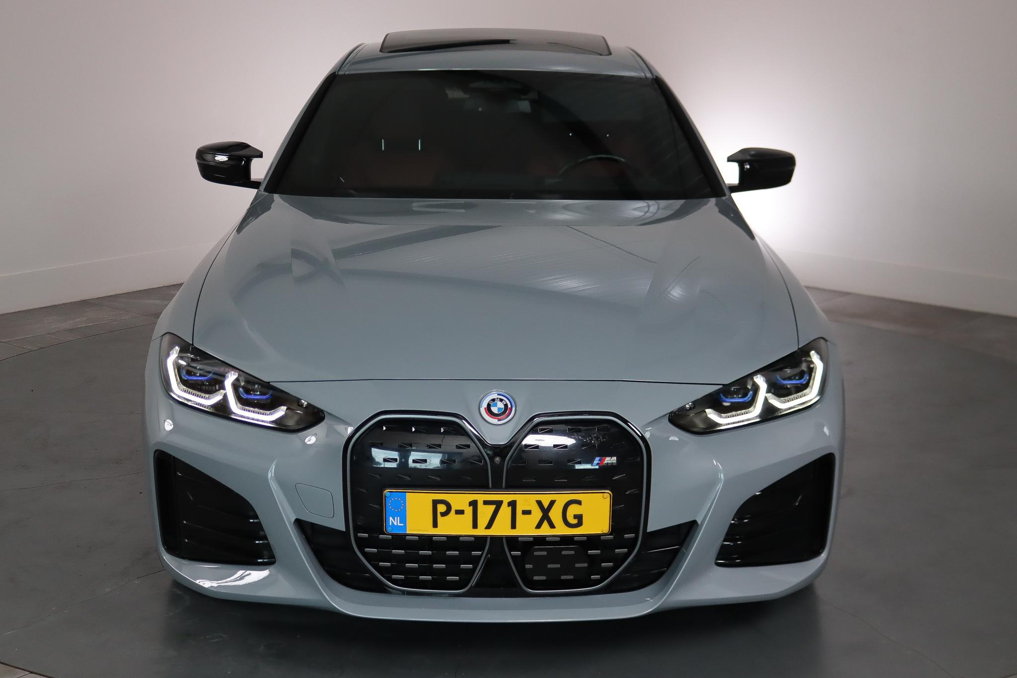 Foto van BMW I4 M50