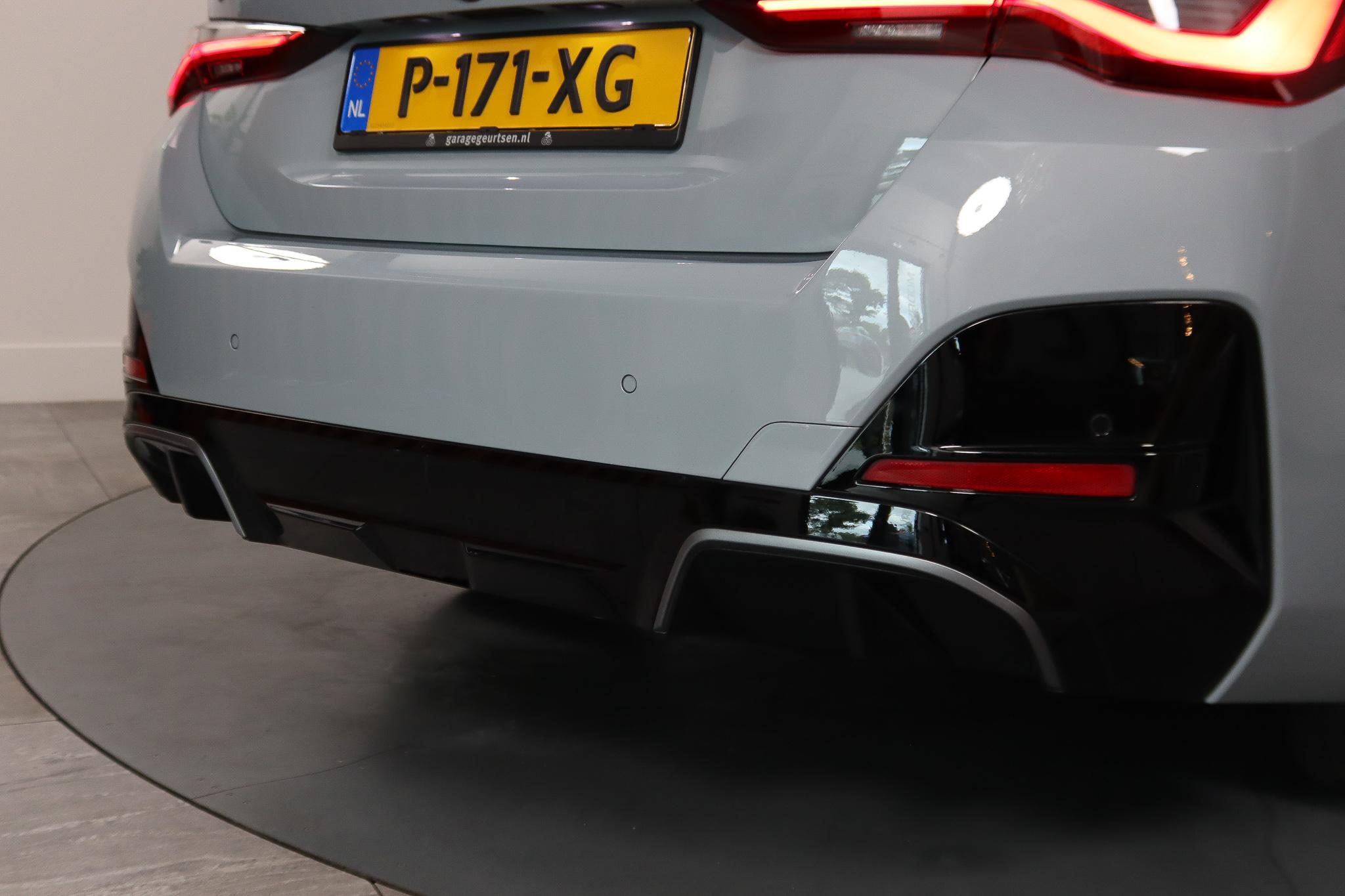 Foto van BMW I4 M50