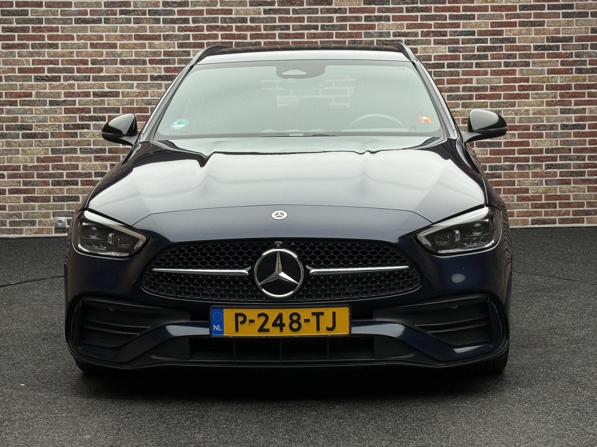 Foto van Mercedes-Benz C 200