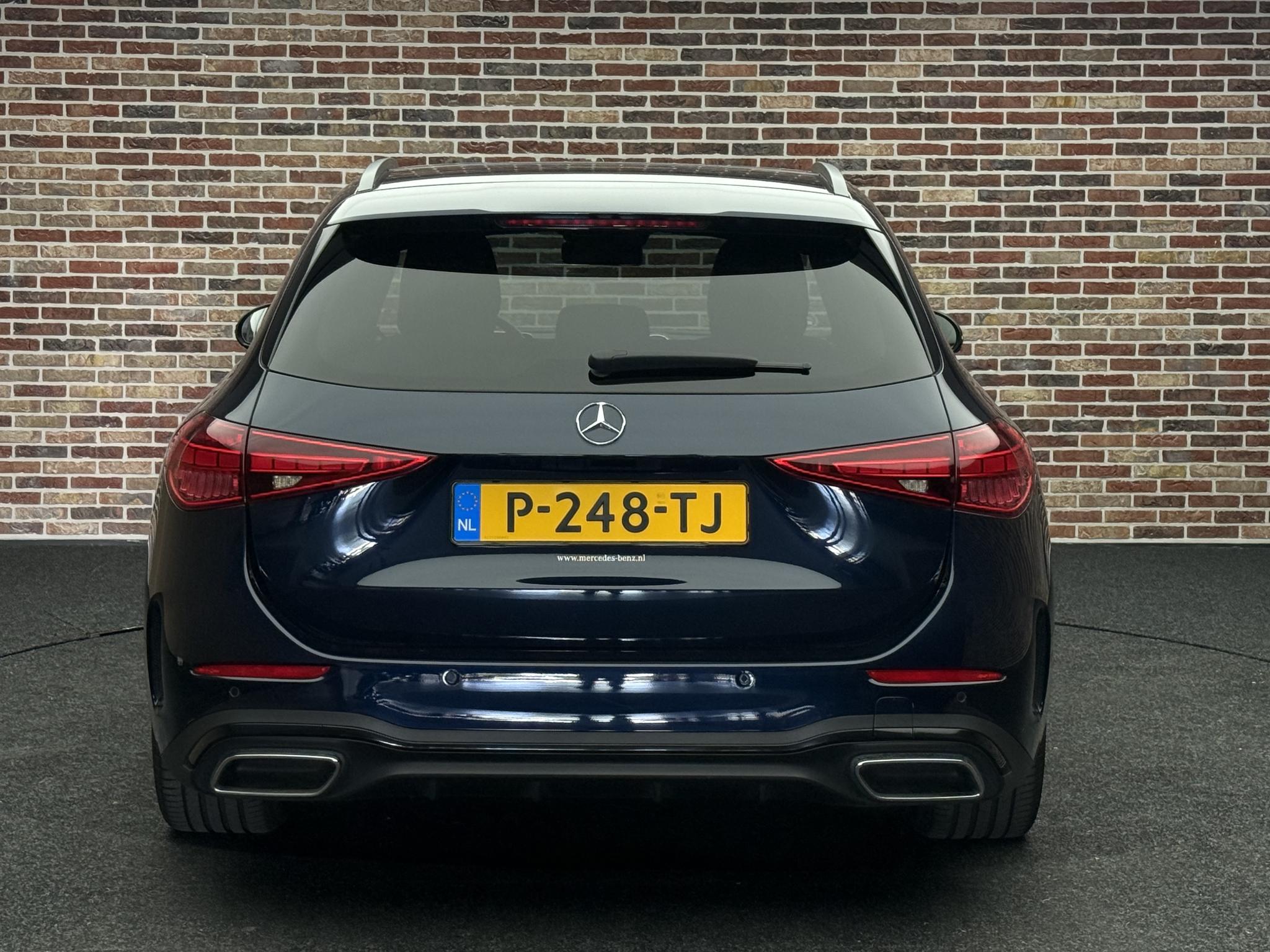Foto van Mercedes-Benz C 200