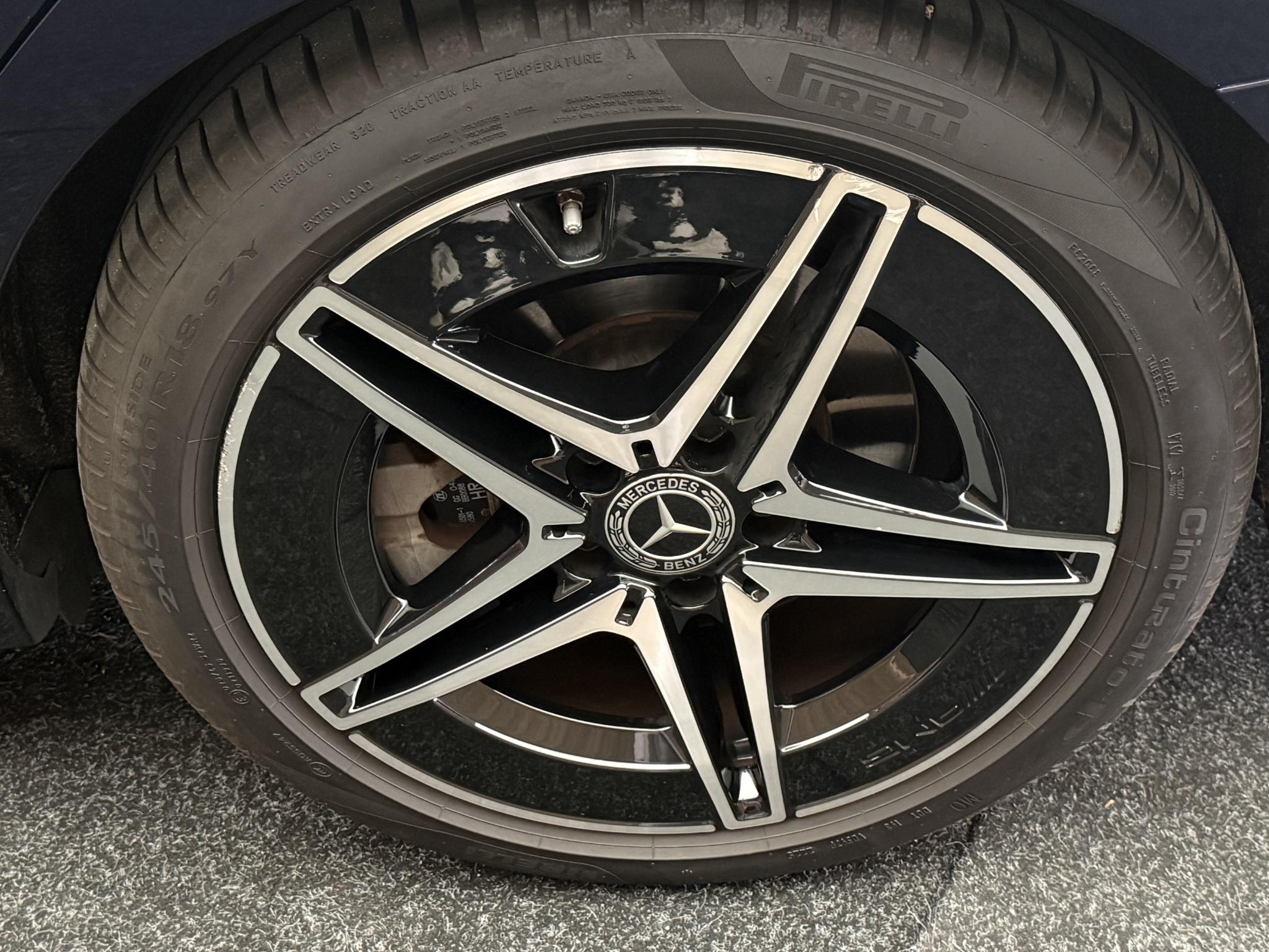 Foto van Mercedes-Benz C 200
